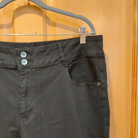NWOT black jeans plus size 22 perfect - Picture 3 of 7